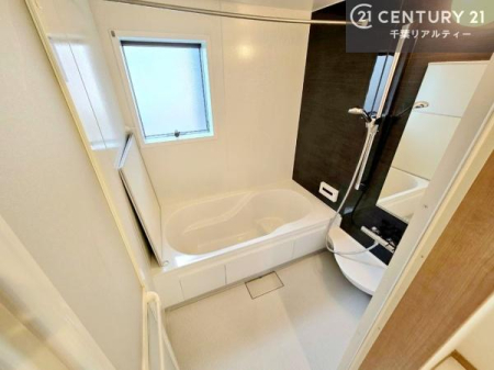 ���� �������������l�̕��͋C�̃o�X���[���́A�����o�Ă��ăo�X�^�C�����[���I
���d���撣���Ă��邲�J���ɂ��D�݂̓����̓����܂����āA�y����ł݂Ă͂������ł��傤���H