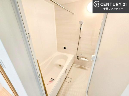 ���� �������������l�̕��͋C�̃o�X���[���́A�����o�Ă��ăo�X�^�C�����[���I
���d���撣���Ă��邲�J���ɂ��D�݂̍���̓����܂����āA�y����ł݂Ă͂������ł��傤���H