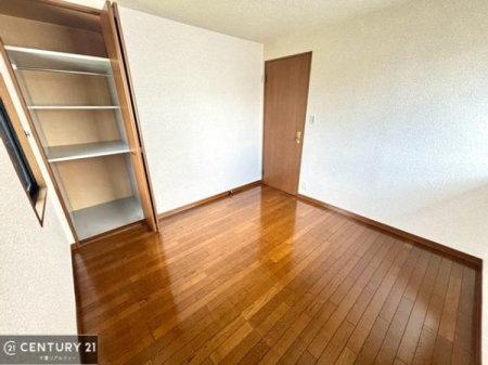 �q������ ���[�X�y�[�X�����Ă��܂��I�������X�b�L�����ڂ��鎖���ł��܂��ˁB
�Ƌ��I�΂Ȃ��V���v���ȃf�U�C���ׁ̈A�Ƌ��I�΂����C�ɓ���̋�ԍ�肪�ł������ł��ˁB