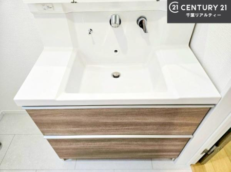 ���ʑ�E���ʏ� �[�����ʑ�{�E���́A�������˂ɂ����̂ł�����ꂪ�y�X�I���������ۂĂ܂��I
�L���C�Ȑ��ʏ��Ŏ��������̃��`�x�[�V�������オ��܂��ˁI