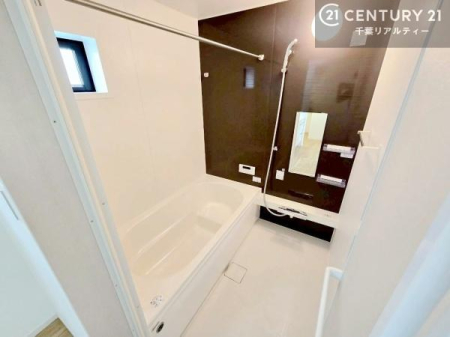 ���� 1���̔�����������Ɩ����Ă���闁���ł��B
�������̑f�G�ȃ����N�[�[�V�����ꏊ�ł��I