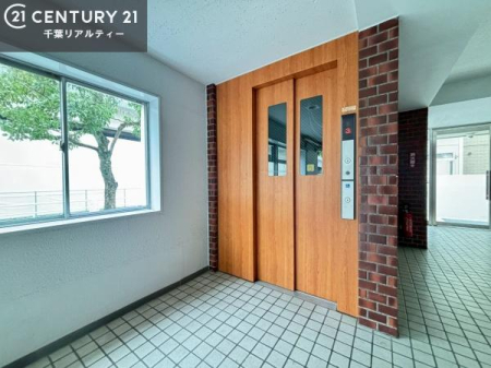 ���̑����p�� �G���x�[�^�[�����ŁA���X�̈ړ������K�B
�����̓��₨�ו��̑������ł��A�X���[�Y�ɂ��A��������܂��I