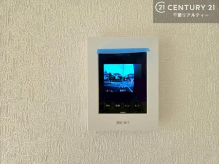 ���̑� TV���j�^�[�t�C���^�[�t�H���������B���K�҂̊���m�F���Ă���Ή��ł��邽�߁A�h�Ɩʂɂ��z�����ꂽ���S�̐ݔ��ł��B