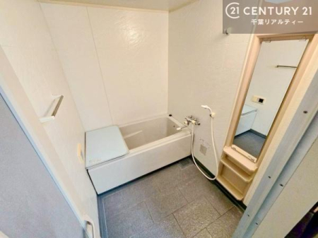 ���� �������������l�̕��͋C�̃o�X���[���́A�����o�Ă��ăo�X�^�C�����[���I
���d���撣���Ă��邲�J���ɂ��D�݂̓����̓����܂����āA�y����ł݂Ă͂������ł��傤���H