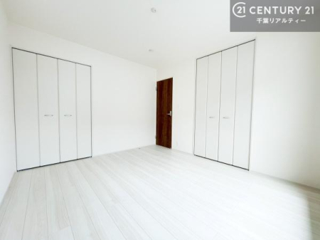 �Q�� ���[�͂̂���m���ł��B����������������L�X�Ǝg���ċC�������ǂ��ł��I
�L���C�Ȗ��邢�������ŉ߂����̂́A�X�ɂ̂�т�������ł��܂��ˁI