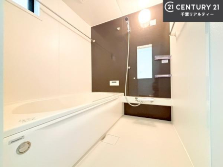 ���� 1���̔�����������Ɩ����Ă���闁���ł��B
�������̑f�G�ȃ����N�[�[�V�����ꏊ�ł��I