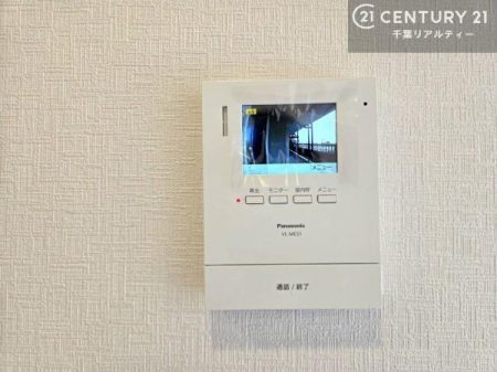 ���̑� TV���j�^�[�t�C���^�[�t�H���������B���K�҂̊���m�F���Ă���Ή��ł��邽�߁A�h�Ɩʂɂ��z�����ꂽ���S�̐ݔ��ł��B
