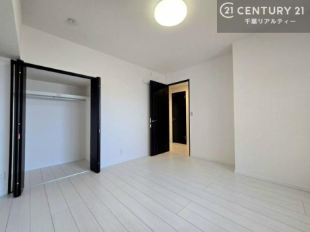 �m�� �V���v���Ƀf�U�C������Ă��邽�߁A�Ƌ��I�т܂���I
���C�ɓ���̉Ƌ��u���Ă��낰���Ԃ���邱�Ƃ��ł��܂��B
