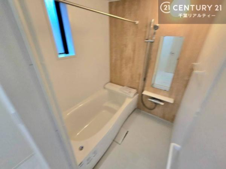 ���� �������������l�̕��͋C�̃o�X���[���́A�����o�Ă��ăo�X�^�C�����[���I
���d���撣���Ă��邲�J���ɂ��D�݂̍���̓����܂����āA�y����ł݂Ă͂������ł��傤���H