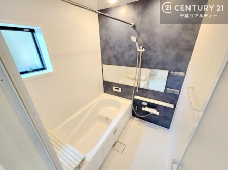 ���� 1���̔�����������Ɩ����Ă���闁���ł��B
�������̑f�G�ȃ����N�[�[�V�����ꏊ�ł��I