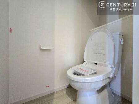 �g�C�� �������֍��ɂ��A�~��͕֍����g�����ł���̂ŗ₽���֍��ɍ��炸�ɍςފ������d�l�ł��I�V���v���ȃJ���[����Ƃ��Ă���̂ŁA������ꂪ���₷���ł��B