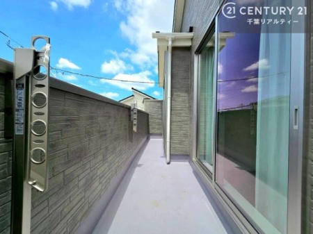 �o���R�j�[ �z������ǍD�ȃo���R�j�[�ł��I���ꂽ���ɂ͐�������n����J���I�Ȏ��Ԃ��y���߂܂��B