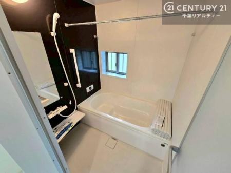 ���� �������������l�̕��͋C�̃o�X���[���́A�����o�Ă��ăo�X�^�C�����[���I
���d���撣���Ă��邲�J���ɂ��D�݂̍���̓����܂����āA�y����ł݂Ă͂������ł��傤���H