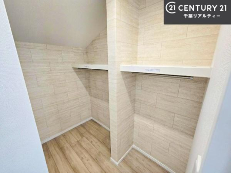 ���[ �E�H�[�N�C���N���[�[�b�g�t���ł��B��������̂��m���Ȃǂ����[���Ă��������ł��ˁI���ɂ���@�������ȂǋG�ߕ��̑傫�ȉƓd�����[�ł��܂��I