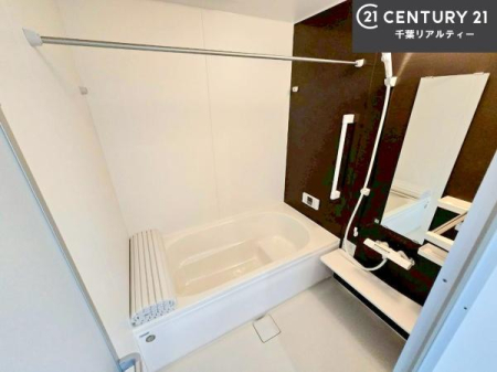 ���� �������������l�̕��͋C�̃o�X���[���́A�����o�Ă��ăo�X�^�C�����[���I
���d���撣���Ă��邲�J���ɂ��D�݂̍���̓����܂����āA�y����ł݂Ă͂������ł��傤���H
