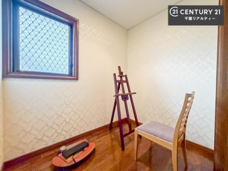 ���r���O�ȊO�̋��� ��2.5���̔[�˂́A����y���ރX�؁\�X�₨�q�l�̊w�K�X�y�[�X�Ƃ��Ċ��p�ł��܂��I���Ȃ̂ŏW�����ł��܂��ˁI�����t���Ȃ̂ŋ��������Ȃ����ɓ�����Ȃ����Ƃ��ł���̂��|�C���g�I�I