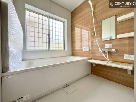 ���� 1���̔�����������Ɩ����Ă���闁���ł��B
�������̑f�G�ȃ����N�[�[�V�����ꏊ�ł��I