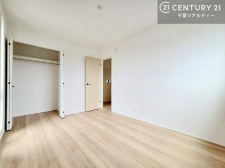 �m�� ���[�X�y�[�X�����Ă��܂��I�������X�b�L�����ڂ��鎖���ł��܂��ˁB
�Ƌ��I�΂Ȃ��V���v���ȃf�U�C���ׁ̈A�Ƌ��I�΂����C�ɓ���̋�ԍ�肪�ł������ł��ˁB