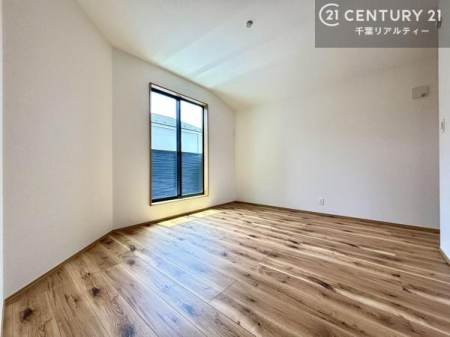 �Q�� �o���R�j�[�ɖʂ��Ă���m���ł��B���邭�����肪����A���C����������ł��܂��I���N���āA�O�ɏo�Ĕw�L�т����[�ċz�����ǂ������}������邱�Ƃ��ł��܂��B