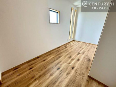 �q������ �|���o�������Ȃ��������́A���q�l�̂������Ƃ��Ă����S�ł��I
���[�X�y�[�X���[�����Ă���̂ŎU�炩�������������T�b�ƕЕt�����܂��I