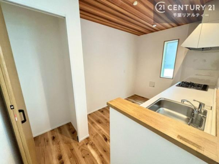 ���[ ���[���[�����Ă��邩�炱���A�������͂����L�X�B�|����Еt�������N�ɂȂ�A���S�n�̗ǂ���炵�������܂��B