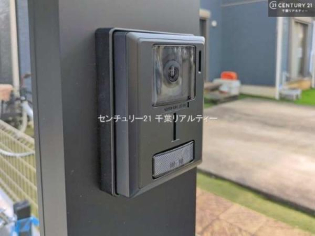 ���̑� TV���j�^�[�t�C���^�[�t�H���������B���K�҂̊���m�F���Ă���Ή��ł��邽�߁A�h�Ɩʂɂ��z�����ꂽ���S�̐ݔ��ł��B