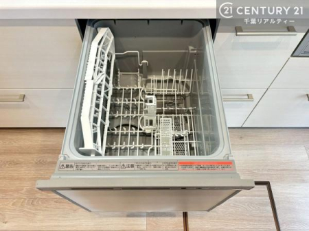 �L�b�`�� �H��@�t���̃L�b�`���ł��I�Z���������r��h�~�Ƃ��đ�ϊ��􂷂�֗��Ȏd�l�I�r���g�C���Ȃ̂ŃL�b�`���̏ꏊ����炸�����X�y�[�X���L���g�����Ƃ��o���܂��I