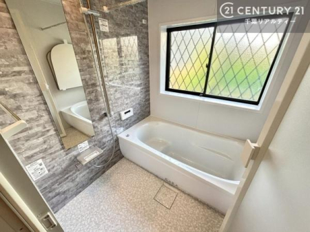 ���� �����ɑ����t���Ă���̂ŁA���C���ł��܂��ˁI���R�����ŃJ�r�␅�C�΍�Ō��M��팸�I�������y�X�I�����L�΂��闁���͂P���̔�ꂪ��������̋�ԁI