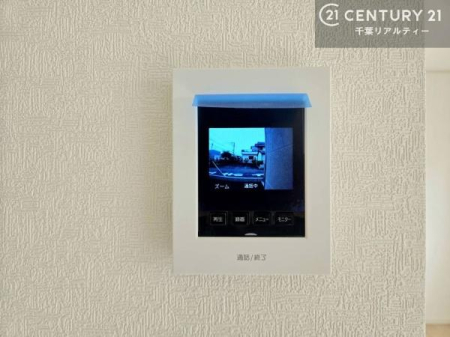 ���̑� TV���j�^�[�t�C���^�[�t�H���������B���K�҂̊���m�F���Ă���Ή��ł��邽�߁A�h�Ɩʂɂ��z�����ꂽ���S�̐ݔ��ł��B