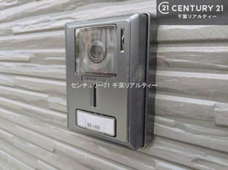 ���̑� TV���j�^�[�t�C���^�[�t�H���������B���K�҂̊���m�F���Ă���Ή��ł��邽�߁A�h�Ɩʂɂ��z�����ꂽ���S�̐ݔ��ł��B