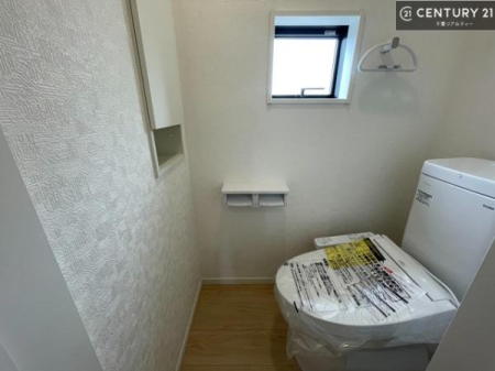 �g�C�� �������֍��ɂ��A�~��͕֍����g�����ł���̂ŗ₽���֍��ɍ��炸�ɍςފ������d�l�ł��I�V���v���ȃJ���[����Ƃ��Ă���̂ŁA������ꂪ���₷���ł��B