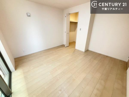 ���r���O�ȊO�̋��� ���邭���ʂ��̗ǂ������ł��B�u�V���v���v�Ƀf�U�C�����ꂽ�����B���R�x�������̂ŉƋ�⃌�C�A�E�g�ł��D�݂̋�Ԃ�n��グ���܂��B�����x�A���n�ɂĂ��m�F���������B