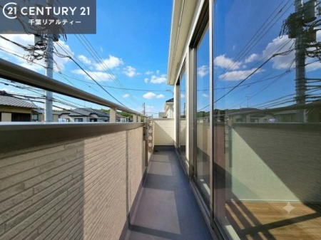 �o���R�j�[ 2��������o����ł���A�J�����̂���L�X�o���R�j�[�B
�����̐���₿����Ƃ����O���Ԃɂ��֗��ł��I