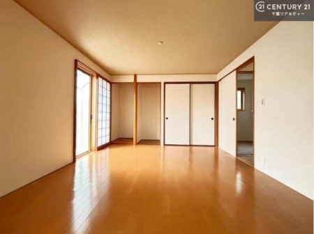 �q������ ���r���O�Ɨאڂ����m���I�e�䂳��͖ڂ��͂��₷����Ƃ����Ȃ���ł����q�l������邪�ł���̂ň��S�I���[�X�y�[�X���t���Ă���̂ł��Еt�����y�X�I