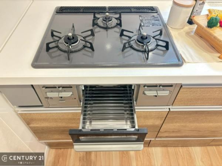 �L�b�`�� �O�����t���L�b�`���I��C�ɉ��x���オ��̂Ń����W��g�[�X�^�[���Ă��オ������������Ȃ�܂��B�������D���Ȃ痿���̕����L����܂����A����w�����������̂������ł��邩������܂���ˁB