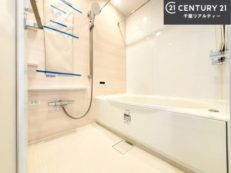 ���� �������������l�̕��͋C�̃o�X���[���́A�����o�Ă��ăo�X�^�C�����[���I
���d���撣���Ă��邲�J���ɂ��D�݂̓����̓����܂����āA�y����ł݂Ă͂������ł��傤���H