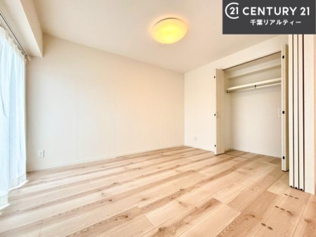 �m�� ���[�X�y�[�X�����Ă��܂��I�������X�b�L�����ڂ��鎖���ł��܂��ˁB
�Ƌ��I�΂Ȃ��V���v���ȃf�U�C���ׁ̈A�Ƌ��I�΂����C�ɓ���̋�ԍ�肪�ł������ł��ˁB