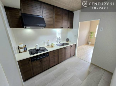 �L�b�`�� ���[�X�y�[�X���L�x�ŁA�����X�y�[�X���X�b�L���ƕЕt���Ђ�`�����p�ł��܂��I
���K�ɍ�Ƃ��ł��A�Ǝ��̌����A�b�v�I�����̗���������܂��I
