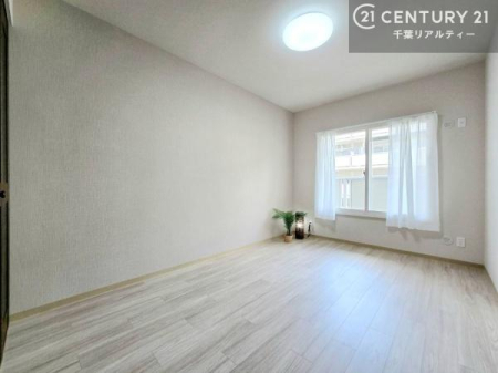 �Q�� �D���������������ޗm���́A���̖ڊo�߂��C�������ǂ������ł��ˁB���������Ԃ��������Ɖ߂������Ƃ��ł��܂��B�D�����F�����̃t���[�����O���ǂ�ȉƋ�ɂ��}�b�`���܂��I