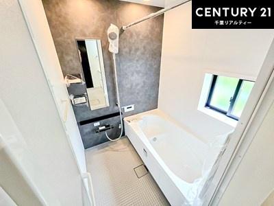 ���� 1���̔�����������Ɩ����Ă���闁���ł��B
�������̑f�G�ȃ����N�[�[�V�����ꏊ�ł��I