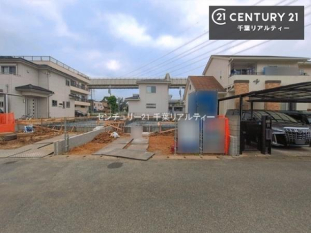 �O�ʓ��H�܂ތ��n�ʐ^ �S�䂭�܂Ō��n����������������悤�A�����ē��̂��p�ӂ������Ă���܂��B���C�y�ɂ��₢���킹�̏�A���z�̕�炵�ւ̈�������i�߂��������I