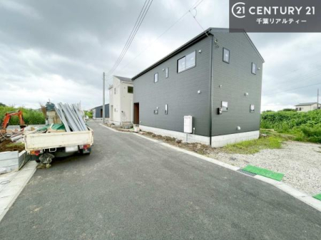 �O�ʓ��H�܂ތ��n�ʐ^ ���ӊ���A���q�l�̂���]�ɍ������������ꏏ�ɂ��ē���v���܂��B�Z��[���A�h�o�C�U�[�ɂ�邲���k������܂��B���Ђ͂��₢���킹�ɑ��Ή����܂��I���҂������܂���I