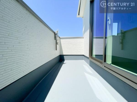 �o���R�j�[ �z������ǍD�ȃo���R�j�[�ł��I���ꂽ���ɂ͐�������n����J���I�Ȏ��Ԃ��y���߂܂��B