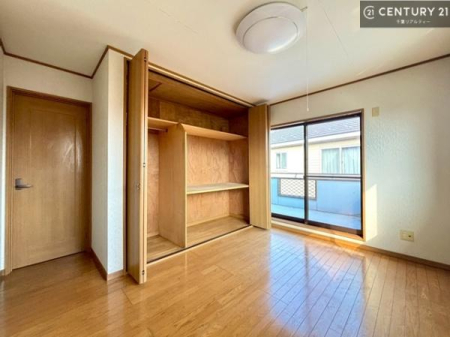 �Q�� ���[�͂̂���m���ł��B����������������L�X�Ǝg���ċC�������ǂ��ł��I
�L���C�Ȗ��邢�������ŉ߂����̂́A�X�ɂ̂�т�������ł��܂��ˁI