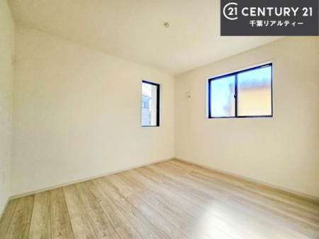 �q������ �|���o�������Ȃ��������́A���q�l�̂������Ƃ��Ă����S�ł��I
���[�X�y�[�X���[�����Ă���̂ŎU�炩�������������T�b�ƕЕt�����܂��I