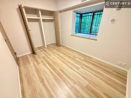 �m�� ���[���[�����Ă��邩�炱���A�������͂����L�X�B�|����Еt�������N�ɂȂ�A���S�n�̗ǂ���炵�������܂��B