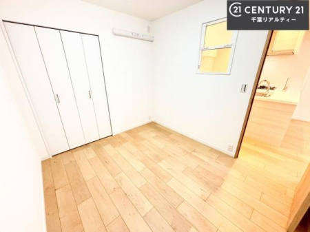 ���r���O�ȊO�̋��� ���邭���ʂ��̗ǂ������ł��B�u�V���v���v�Ƀf�U�C�����ꂽ�����B���R�x�������̂ŉƋ�⃌�C�A�E�g�ł��D�݂̋�Ԃ�n��グ���܂��B�����x�A���n�ɂĂ��m�F���������B