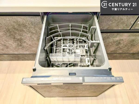 �L�b�`�� �H��@�t���̃L�b�`���ł��I�Z���������r��h�~�Ƃ��đ�ϊ��􂷂�֗��Ȏd�l�I�r���g�C���Ȃ̂ŃL�b�`���̏ꏊ����炸�����X�y�[�X���L���g�����Ƃ��o���܂��I