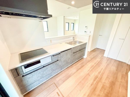 �L�b�`�� ���[�X�y�[�X���L�x�ŁA�����X�y�[�X���X�b�L���ƕЕt���Ђ�`�����p�ł��܂��I
���K�ɍ�Ƃ��ł��܂��I�����̗���������܂��I