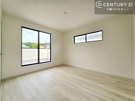�Q�� �o���R�j�[�ɖʂ��Ă���m���ł��B���邭�����肪����A���C����������ł��܂��I���N���āA�O�ɏo�Ĕw�L�т����[�ċz�����ǂ������}������邱�Ƃ��ł��܂��B